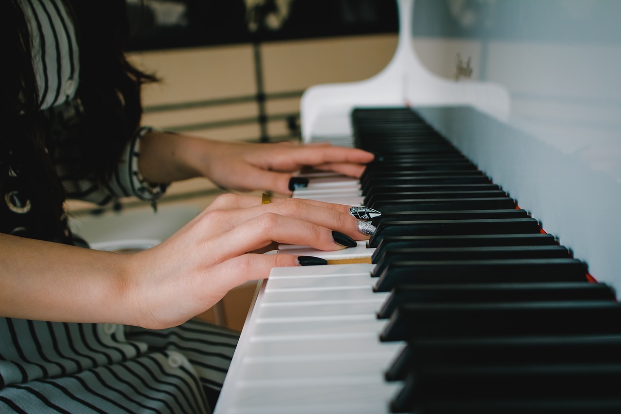 Pédales de piano : à quoi servent-elles ?